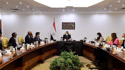 رئيس الوزراء : 5 مليار دولار حجم محفظة التعاون مع البنك الدولي