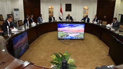 وزير الإسكان يبحث مع ممثلى ماريوت الفرص الاستثمارية لإنشاء وتشغيل المنشآت الفندقية