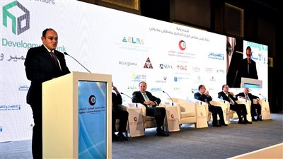 وزير التجارة: فرص استثمارية متميزة في مجالات الصناعة الزراعة والطاقة والتكنولوجيا