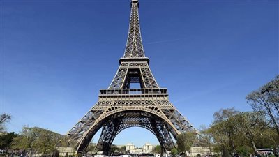 فرنسا تقترض 260 مليار دولار ضمن موازنة عام 2023