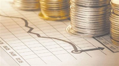 الأسهم والسندات العالمية تتحول إلى الحذر قبل بيانات الوظائف الأمريكية