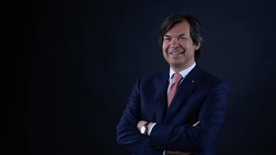 انتيسا سان باولو الأولى في العلاقات مع المستثمرين.. وميسينا أفضل رئيس ببنوك أوروبا