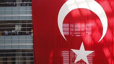 الدينار التونسي ينخفض إلى مستوى قياسي أمام الدولار