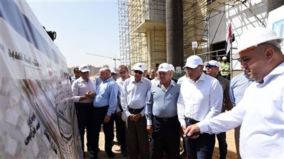 رئيس الوزراء: محطة سكك حديد مصر ببشتيل تسهل حركة المواطنين