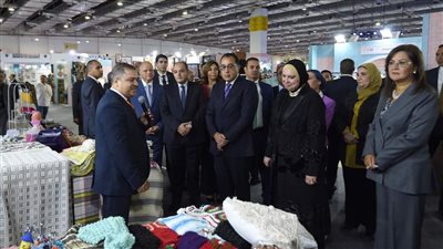 مدبولي: توجيهات رئاسية بتوفير الدعم لتطوير المشروعات الصغيرة والمتوسطة