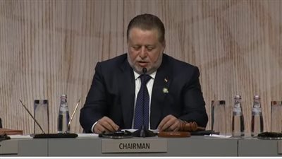 في كلمته أمام لجنتي صندوق النقد والبنك الدولي..  محافظ المركزي المصري يطالب بالسيطرة على الديون المتفاقمة