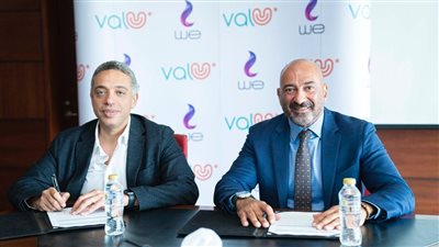 تعاون بين فاليو والمصرية للاتصالات لإتاحة خدمة تقسيط المنتجات للعملاء بفروع 