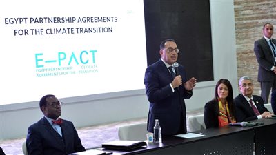 مدبولي:  قمة المناخ اختبارا حقيقيا للمصداقية بشأن تنفيذ التزاماتنا نحو العمل المناخي