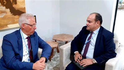 وزير الصناعة يبحث مع رئيس 