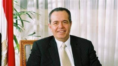 الملياردير محمد منصور ينسحب من ميتا وتويتر ويقتحم صناعة السيارات الكهربائية