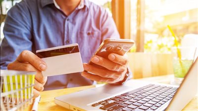 تقرير: نمو مبيعات التجارة الإلكترونية بالشرق الأوسط وشمال إفريقيا إلى 50 مليار دولار في 2022