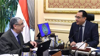 وزير الكهرباء: تم توفير 10 آلاف وظيفة في مجمع بنيان للطاقة الشمسية 