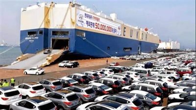 الجمارك: 3 آلاف جنيه أقصى حد لرسوم خدمات مكاتب التخليص الجمركي على سيارات المصريين بالخارج