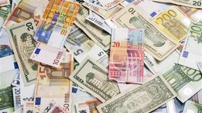 اسعار العملات أمام الجنيه المصري في تعاملات اليوم الإثنين 5-12-2022