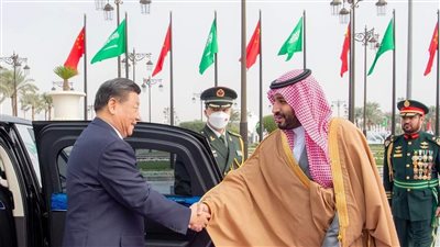 من سيفوز بكعكة الصين؟