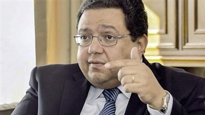 زياد بهاء الدين.. للمحامين: الضريبة على الجميع ودون تفرقة