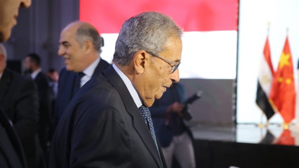عمرو موسي