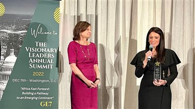 رانيا المشاط تحصل جائزة وزيرة التعاون الدولي الأكثر تميزًا في أفريقيا لعام 2022