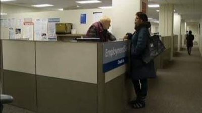 طلبات إعانة البطالة الأميركية تتراجع من 192 ألف طلب إلى 186 ألف طلب مخالفةً التوقعات