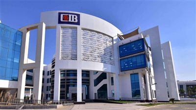 أول عملية استحواذ لـCIB في أفريقيا.. يوسع بصمته بالاستحواء على 100% من أسهم Mayfair في كينيا | فيديو 