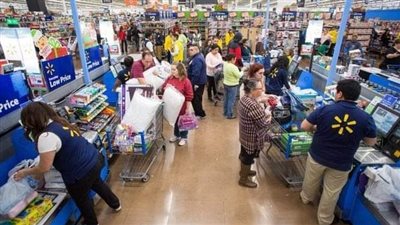 صعوبات مالية تواجه الأسر الأمريكية .. 166 مليون شخص دخلهم = نفقاتهم