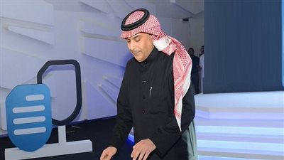 من هو أيمن بن محمد السياري محافظ البنك المركزي السعودي الجديد