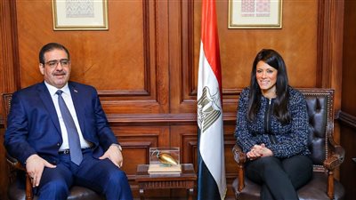 المشاط تبحث جهود التعاون الثنائي المشترك مع وزير التجارة العراقي