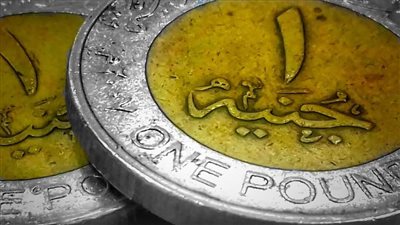 البنوك تخفض الجنيه بمستهل تعاملات اليوم يلامس الـ 31 للدولار الواحد