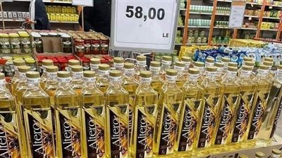 خبراء يتوقعون انخفاض الإنتاج العالمي من زيت النخيل في 2024 وزيادة الأسعار