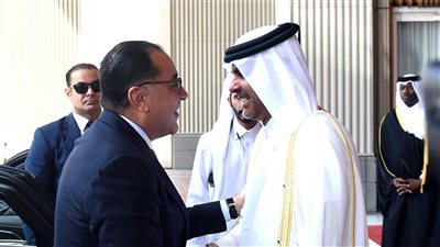 مراسم استقبال رسمية لرئيس مجلس الوزراء في قطر