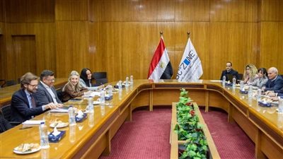 اقتصادية قناة السويس تناقش رقمنة خدمات المستثمرين مع البنك الأوروبي EBRD