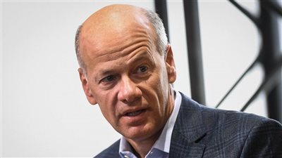 رئيس بنك سيليكون فالي باع أسهمًا بقيمة 3.6 مليون دولار قبل انهيار البنك