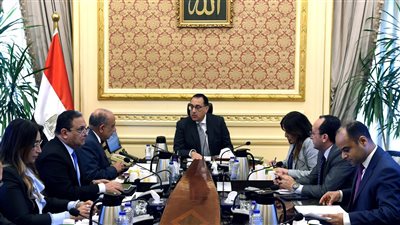 رئيس الوزراء يتابع أداء الشركة القابضة للصناعات المعدنية والشركات التابعة