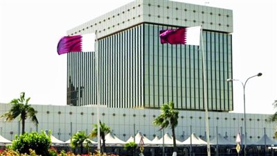 القاعدة النقدية في قطر ترتفع 3% في فبراير إلى 104 مليار ريال