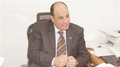 نائب العضو المنتدب لبنك بلوم: أهمية وضع سقف للدين العام وإطالة فترات استحقاقاته