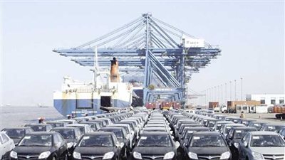  بعد تحقيق أهدافها الاقتصادية.. هل تنوي الحكومة إعادة فتح مبادرة سيارات المصريين بالخارج