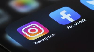 فيس بوك وانستجرام يطلقان خدمة العلامة الزرقاء مقابل 15 دولارا شهريا