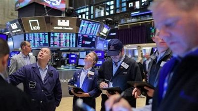 ذعر الأسواق .. هل البنوك على حافة هاوية 2008 ؟