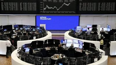تراجع الأسهم الأوروبية بعد خفض التصنيف الأمريكي