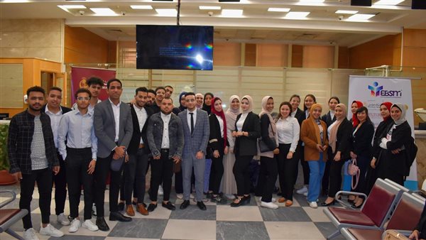 طلاب الجامعات في