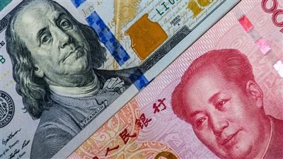 تراجع اليوان الصيني أمام الدولار وسط تداولات ضعيفة