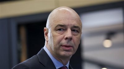 وزير المالية الروسي يكشف عن إجراء محادثات مع الصين بشأن قروض باليوان