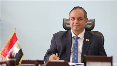 الجمارك: تعديل ضوابط الإفراج المؤقت عن سيارات المصريين بالخارج والسياح والعابرين