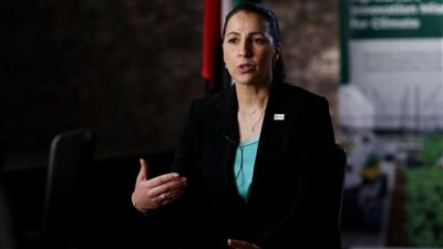 الإمارات: العالم ليس جاهزًا لإيقاف استخدام الوقود الأحفوري