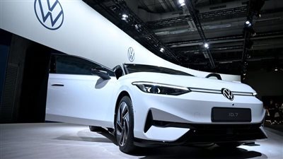 فولكس فاجن تستدعي 99 ألف سيارة كهربائية بسبب مشاكل في مقابض الأبواب