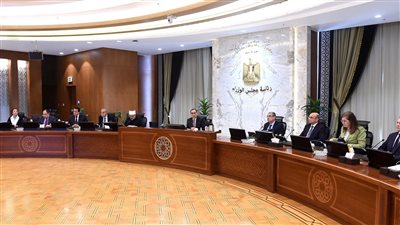 مدبولي: توقيتات زمنية محددة لتنفيذ تكليفات المجلس الأعلى للاستثمار ومتابعة تنفيذها بصفة دورية