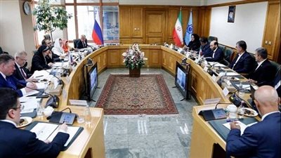 البنكين المركزيين في إيران وروسيا يتفقان على استخدام العملات المحلية في التبادلات التجارية