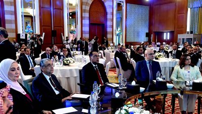 مدبولي: بناء شراكات لدفع حركة البناء والتشييد بالمنطقة وتعزيز مشاركة القطاع الخاص