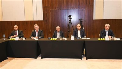 وزير التجارة: نبحث تعزيز سلاسل القيمة الإقليمية لتصنيع وتوريد مكونات السيارات بجميع أنحاء أفريقيا