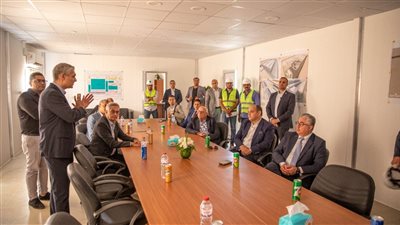 وزير التجارة: كل الدعم لصناعة السيارات وحوافز استثمارية لهذا القطاع